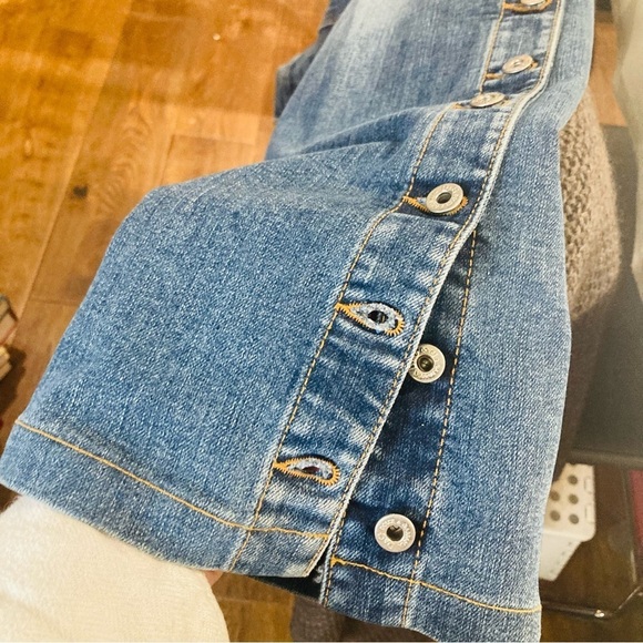 DOLCE & GABBANA Sz 32 Jean Button Side Seam Embellishment Wiskering Flare Jeans - Picture 16 of 16